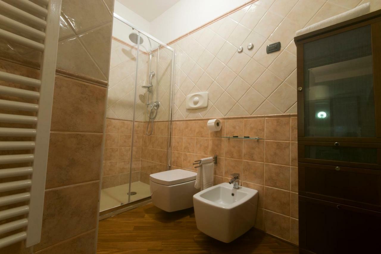 Suite Del Borgo - Affittacamere - Guest House Bologna Ngoại thất bức ảnh