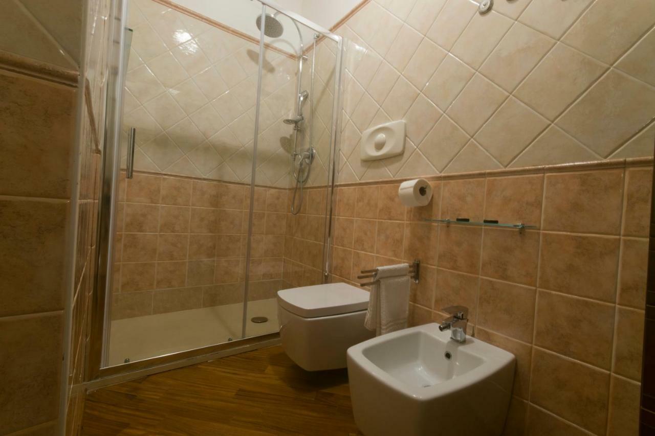 Suite Del Borgo - Affittacamere - Guest House Bologna Ngoại thất bức ảnh
