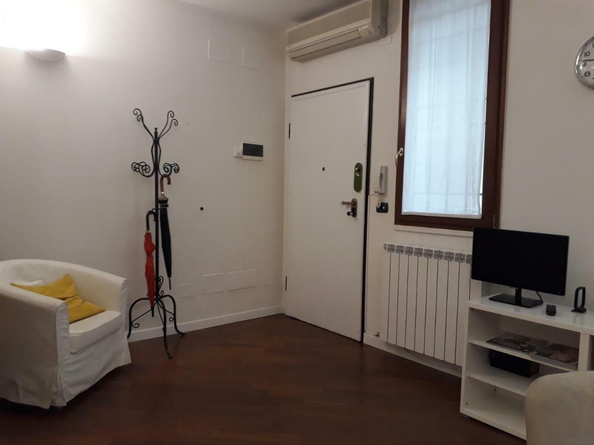 Suite Del Borgo - Affittacamere - Guest House Bologna Ngoại thất bức ảnh